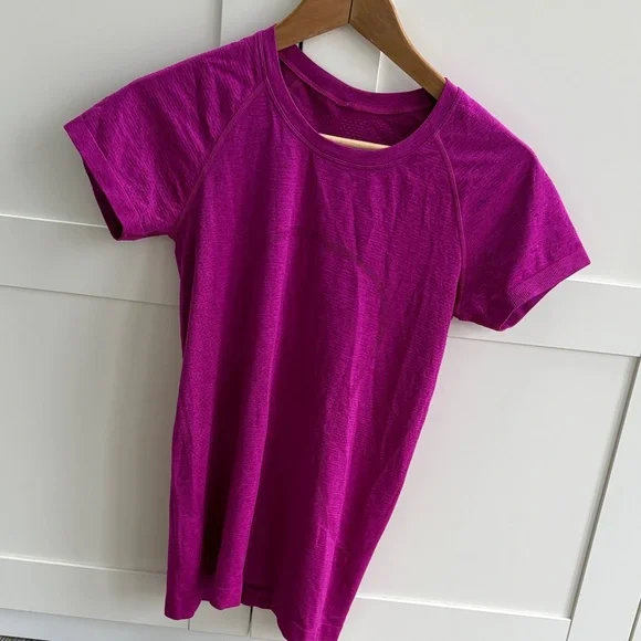 Lululemon swiftly tech t shirt - Picture 1 of 3